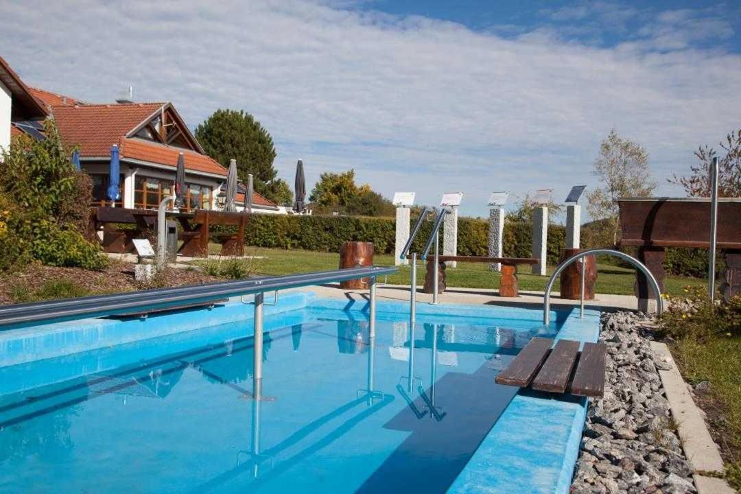 Feriendorf Oefingen 04 Bad Dürrheim Exteriör bild